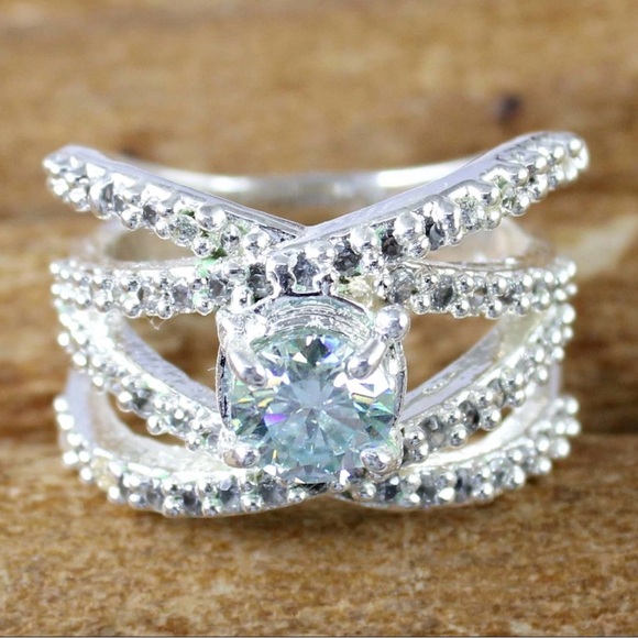 CERTIFIED AGI GENUINE NATURAL MINED 1.16CT Green Diamond Engagement Ring - Picture 5 of 8